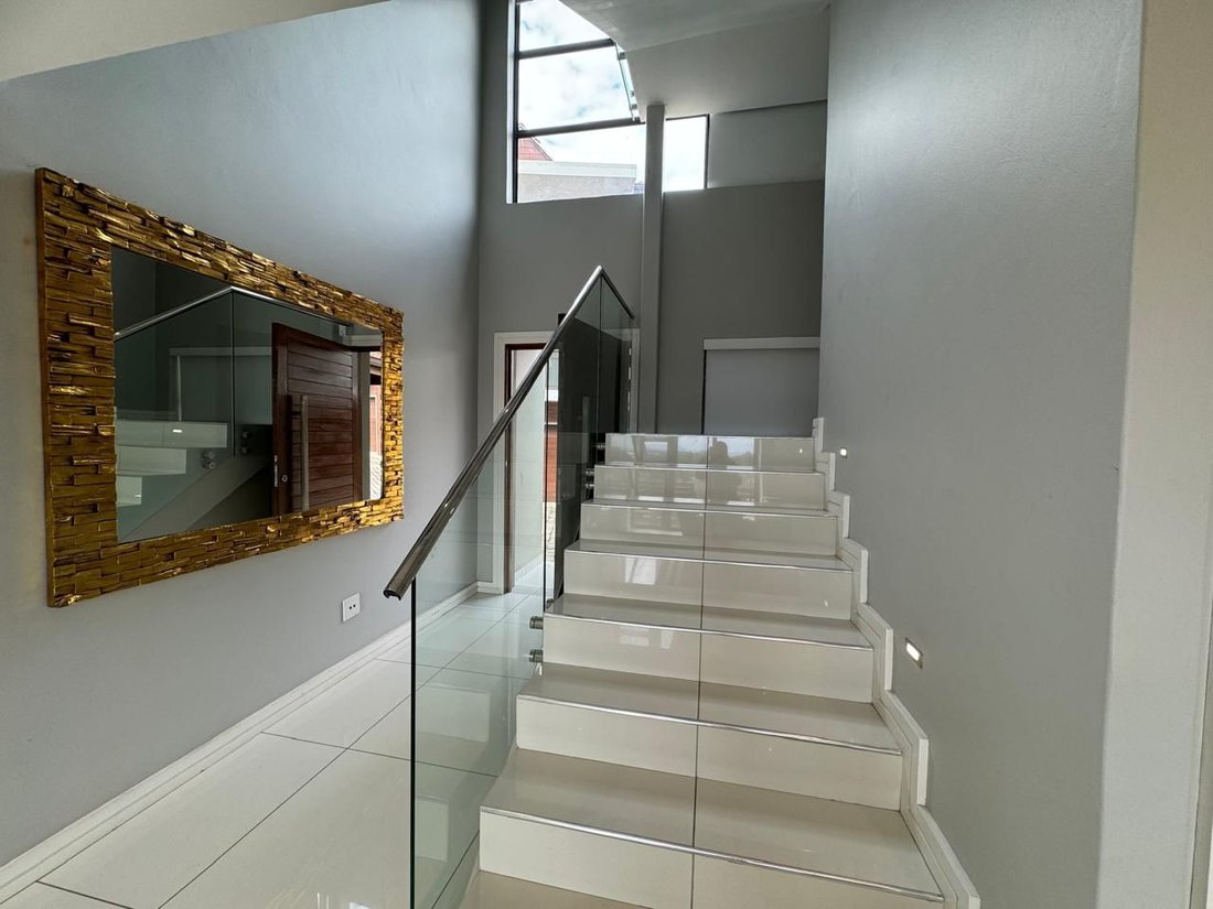 Estate in La Lucia, KwaZulu-Natal, South Africa 2 - 14687412