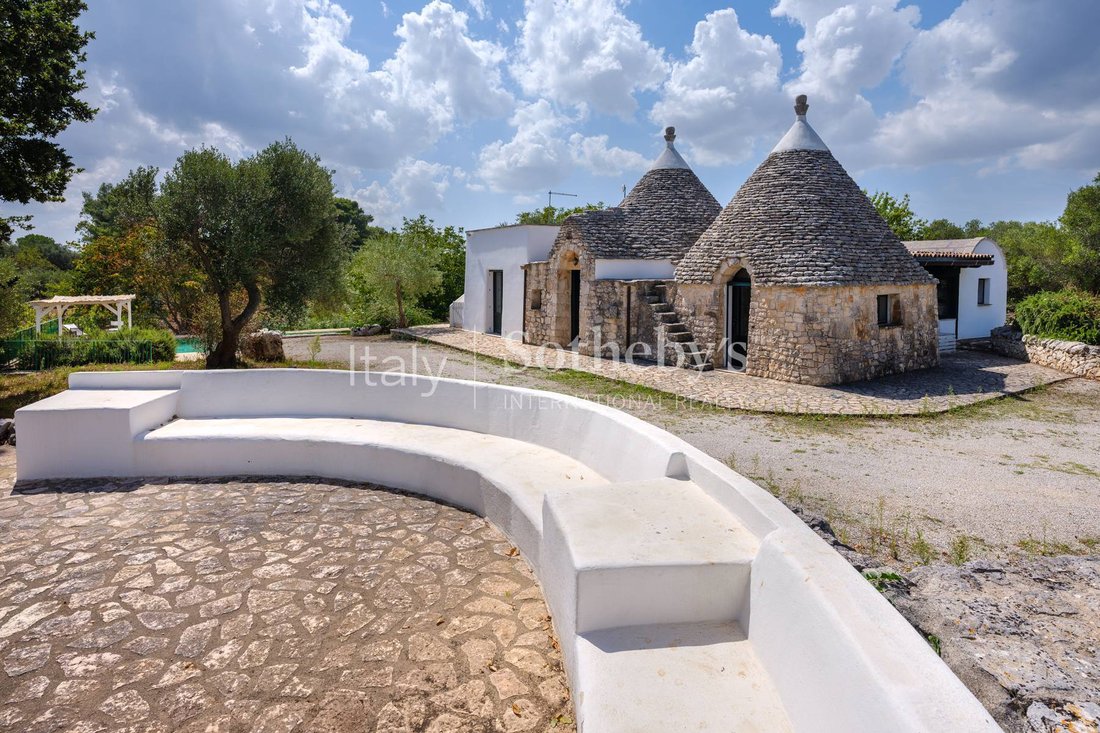 Casa en Ceglie Messapica, Apulia, Italia 3 - 14691087