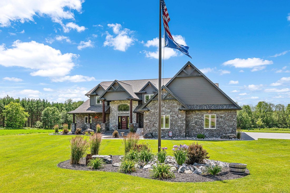 Residential Rosholt In Rosholt, Wisconsin, United States For Sale (14691673)