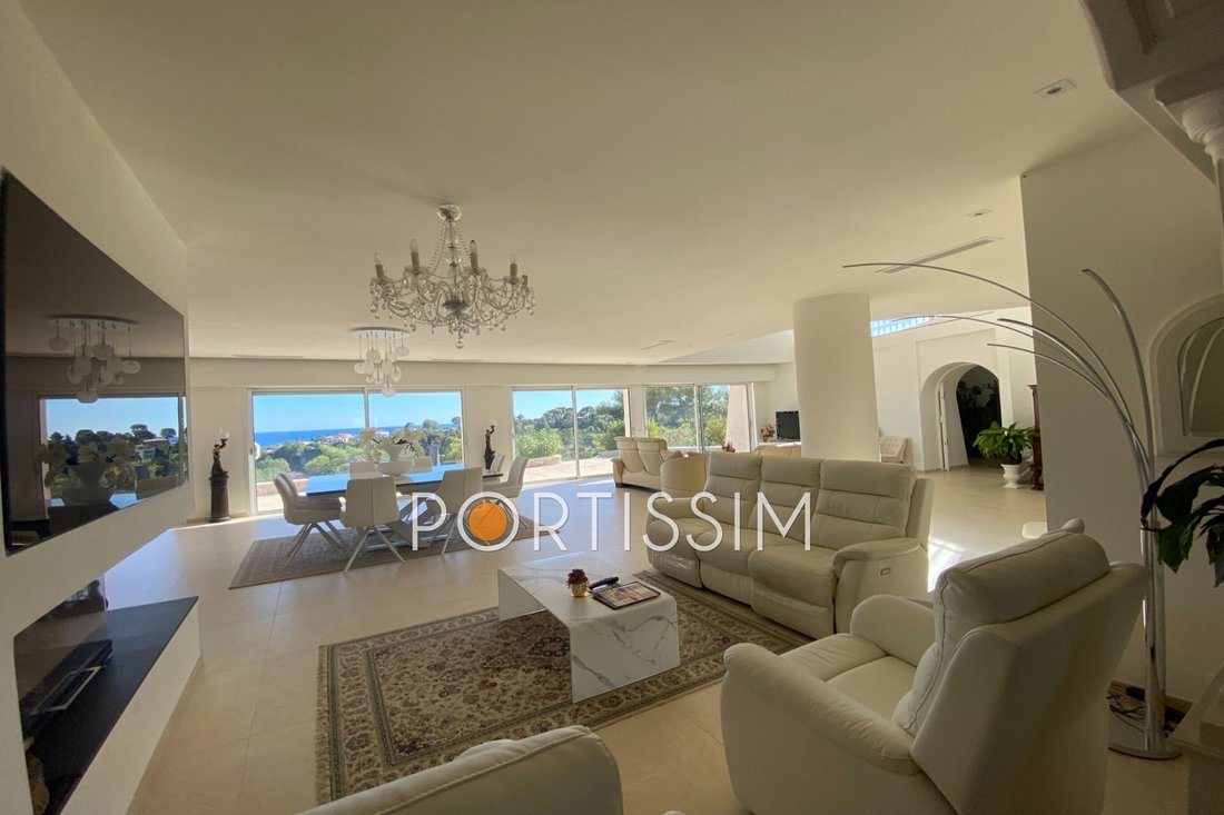 Villa in Val de Cagne-Colline Route de Vence, Cagnes-sur-Mer, France 3 - 14686192