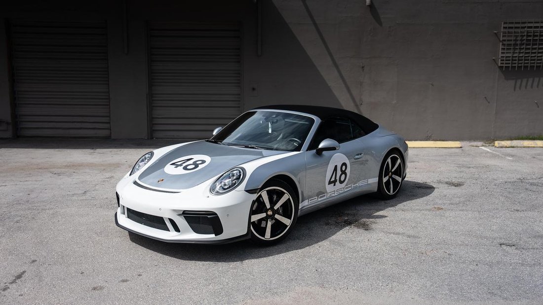 Cabriolet in Hallandale Beach, FL, United States 5 - 13203333