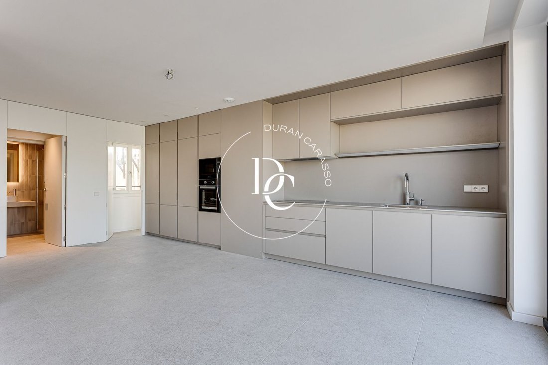 Penthouse in Eixample, Barcelona, Spain 3 - 14686113