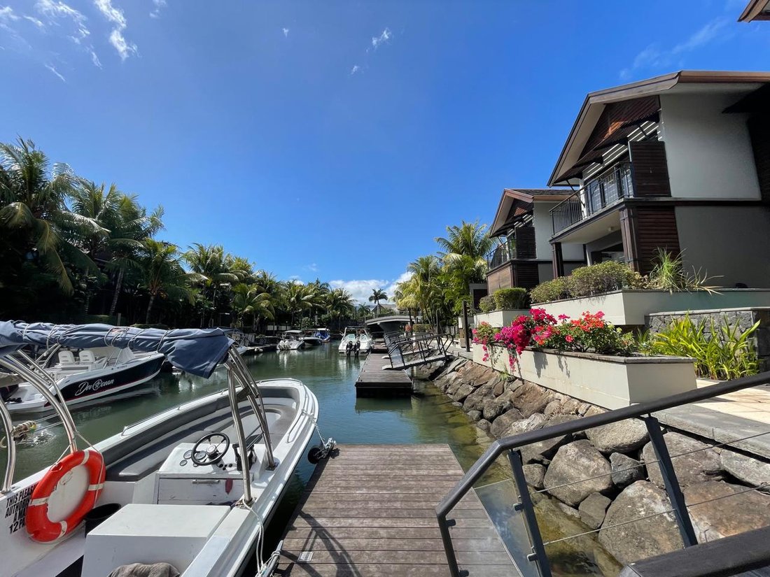 Apartment in Black River, Rivière Noire District, Mauritius 1 - 14686563