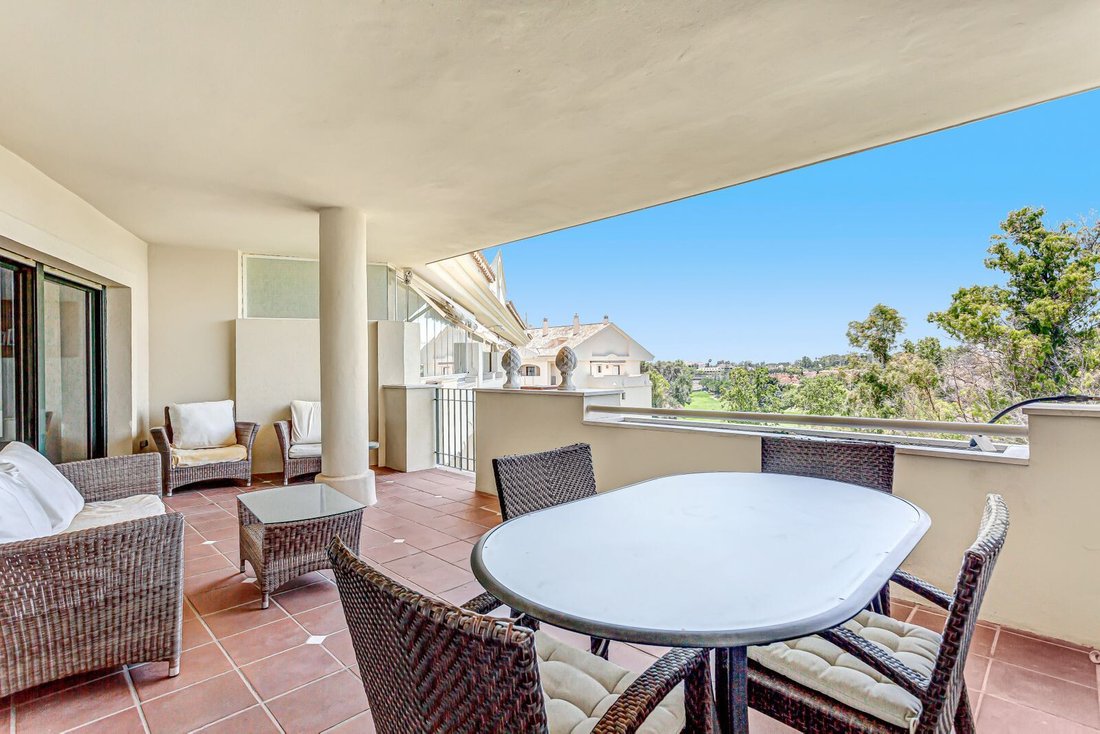 Penthouse in Guadalmina Alta, San Pedro de Alcantara, Spain 4 - 14693152