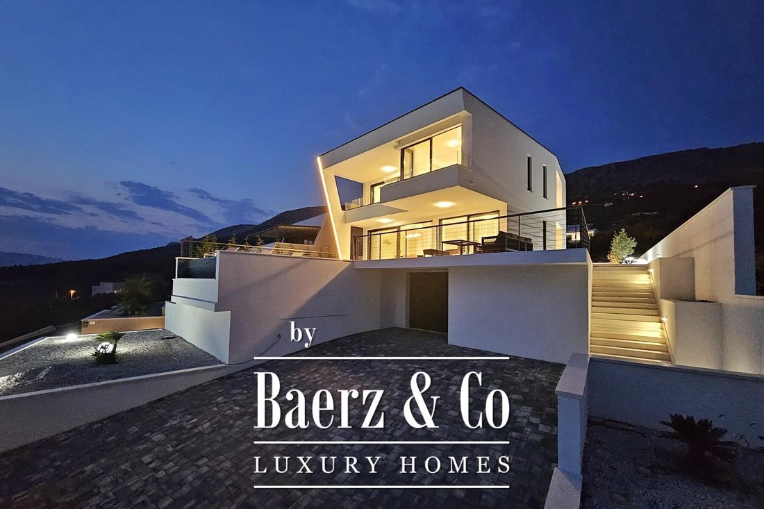 Villa in Grljevac, Split-Dalmatia County, Croatia 2 - 14329554