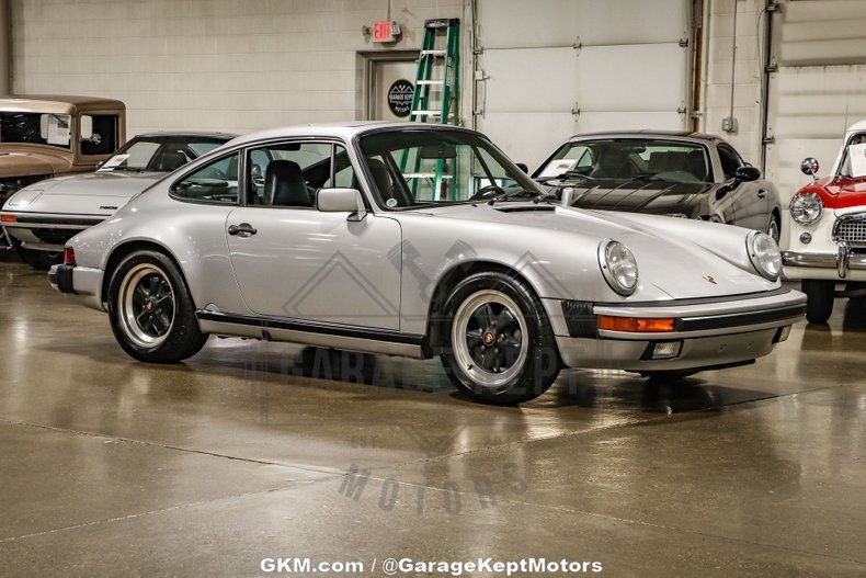 Coupe in Grand Rapids, United States 1 - 14686766