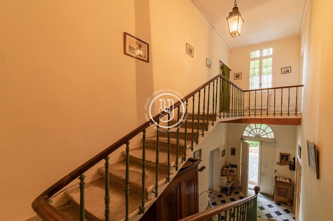 Villa in Uzès, Occitania, France 4 - 14690439