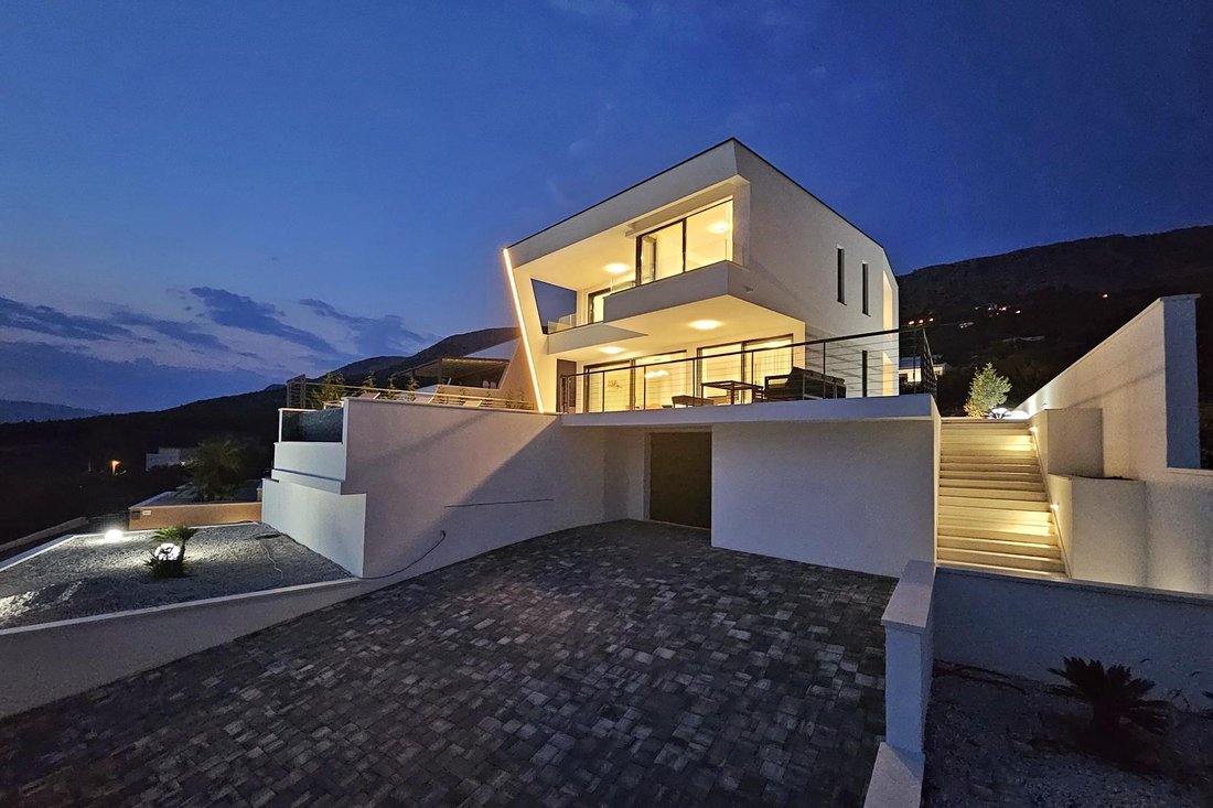 Villa in Grljevac, Split-Dalmatia County, Croatia 4 - 14329559