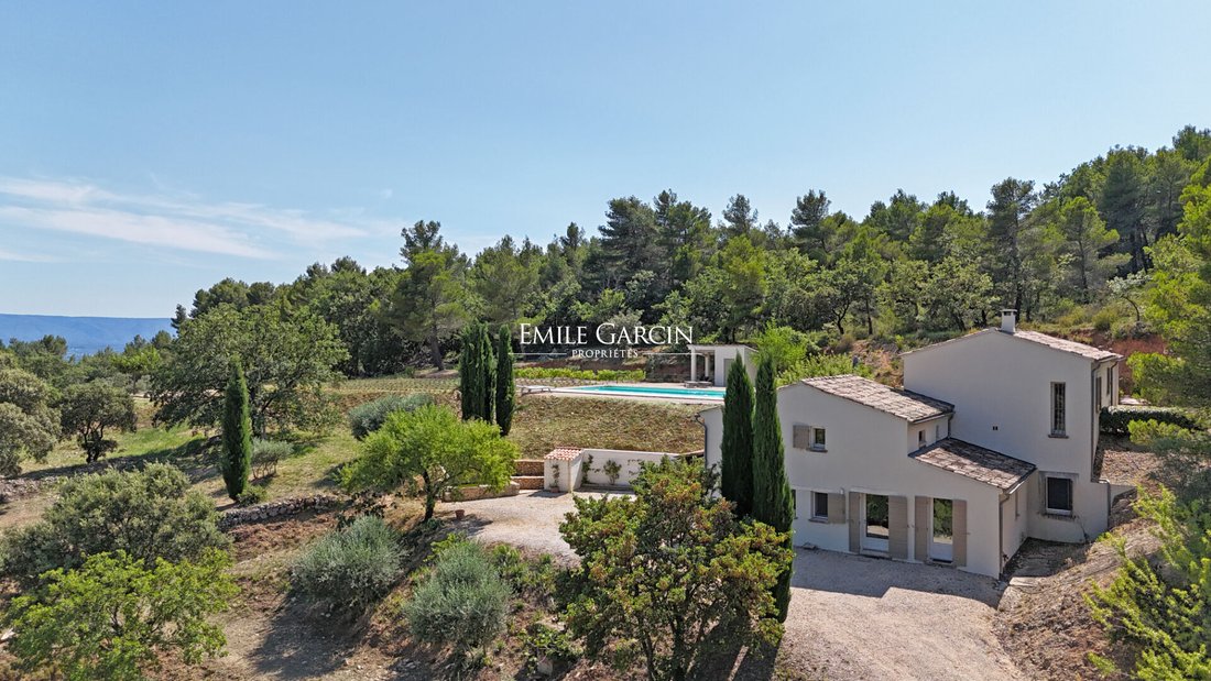 Villa in Joucas, Provence-Alpes-Côte d'Azur, France 2 - 14688787