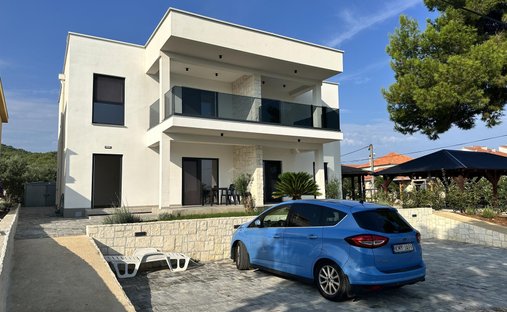 Villa in Unseen, Zadar County, Croatia 1