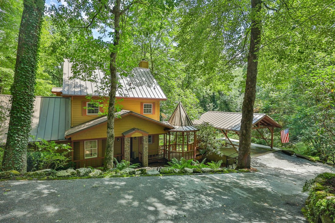 House in Highlands, North Carolina, United States 1 - 14694099