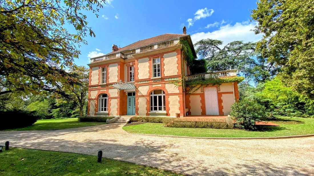 Prestigious Property In Southwest France In Montauban, Occitanie