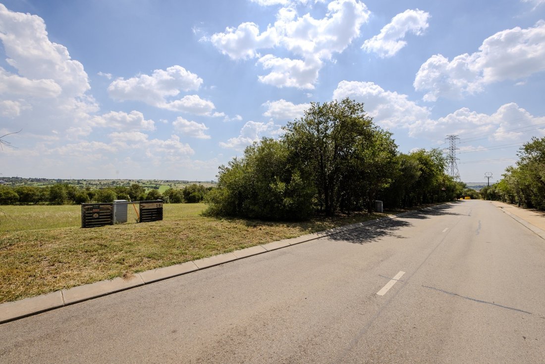 Land in Munyaka Waterfall City, Gauteng, South Africa 4 - 14696165