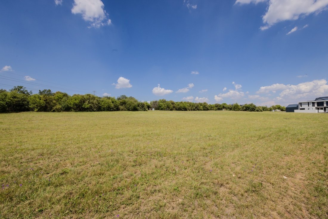 Land in Munyaka Waterfall City, Gauteng, South Africa 2 - 14696166
