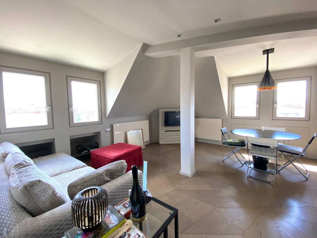 Apartment in Cambronne-Garibaldi, Paris 15e Arrondissement, Paris 2 - 14696746