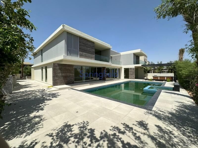 Villa in Hadaeq Sheikh Mohammed Bin Rashid, Dubai, United Arab Emirates 1 - 14663217