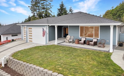 House in Brookings, Oregon, United States 1