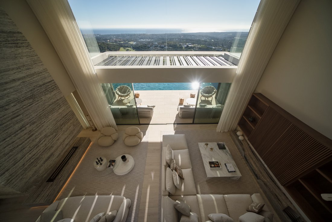 Villa in Sotogrande, San Roque, Andalusia 2 - 14697911