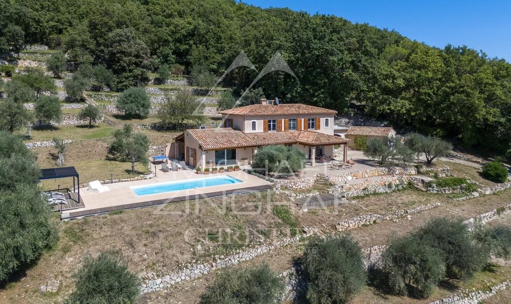 Panoramic Sea View In Châteauneuf Provence Alpes Côte D Azur France