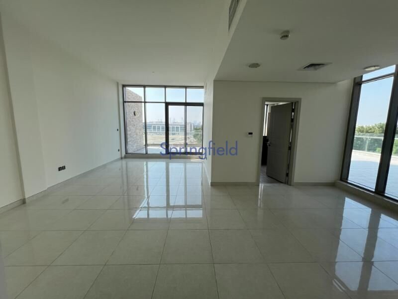 Apartment in Nad Al Sheba 1, Nad Al Sheba, Dubai 2 - 14695037