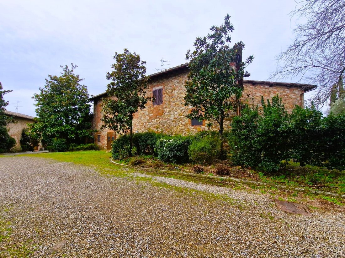Villa in Center, Greve in Chianti, Tuscany 2 - 13189304