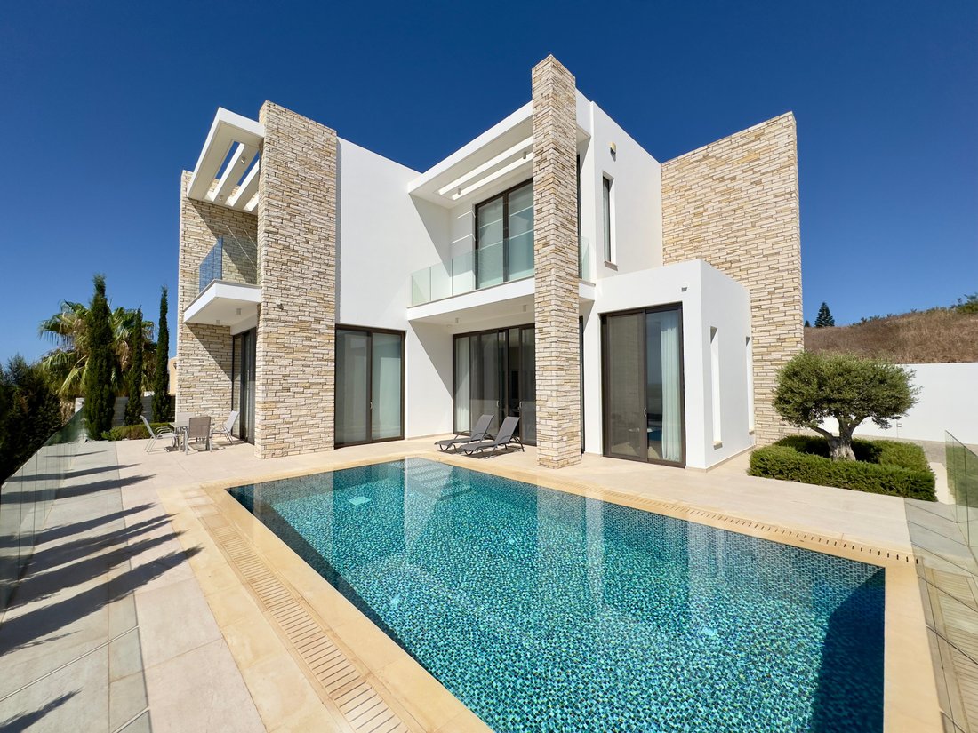 Villa in Peyia, Paphos, Cyprus 1 - 14698426