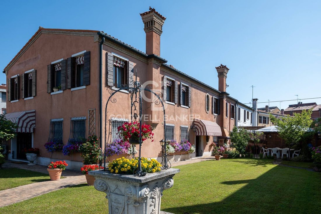Villa in San Donato, Veneto, Italy 2 - 14701751