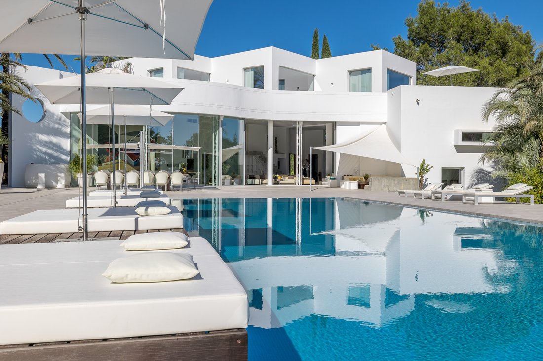 Villa in Santa Gertrudis de Fruitera, Santa Eularia des Riu, Balearic Islands 2 - 14702994