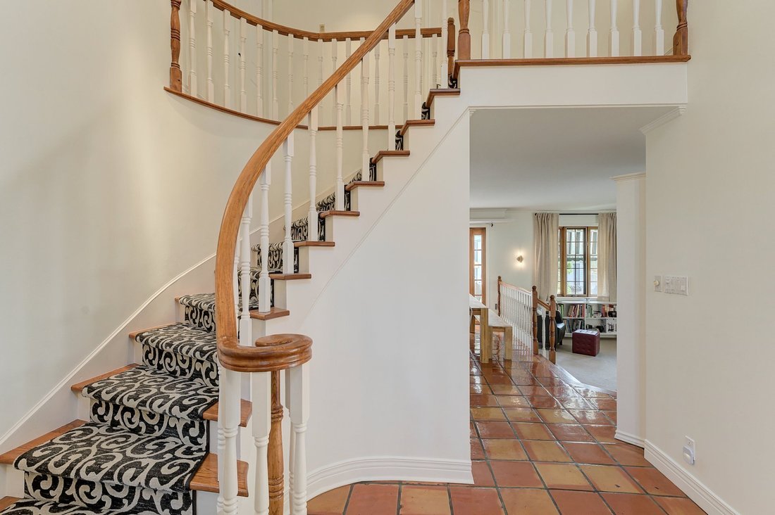 Candiac Residential In Candiac, Quebec, Canada For Sale (14704313)