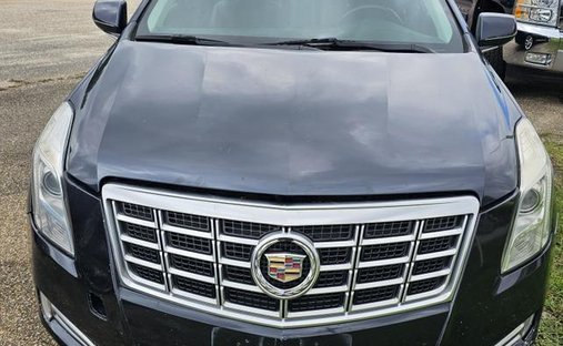 2013 Cadillac XTS Luxury Collection Sedan 4D in Whistler, AL, United States 1