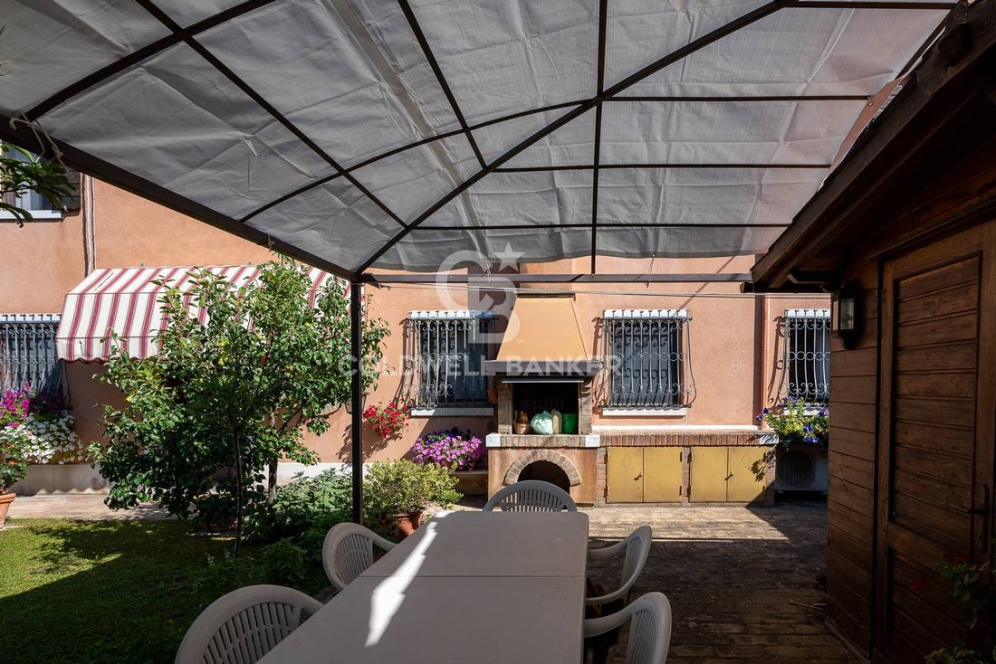 Villa in San Donato, Veneto, Italy 4 - 14701751