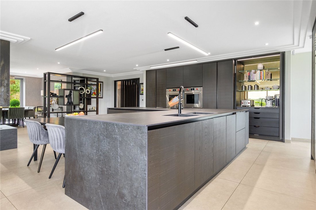 5 Bedroom Detached House For Sale In In Rimington, England, United