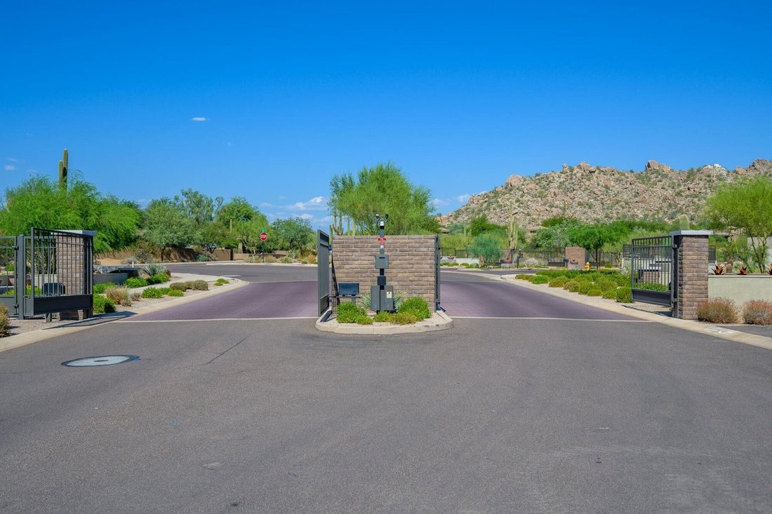 Scottsdale Heights In Scottsdale, Arizona, United States For Sale