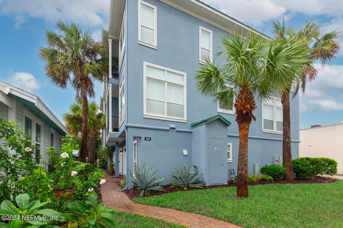 Residential In Jacksonville Beach, Florida, United States For Sale