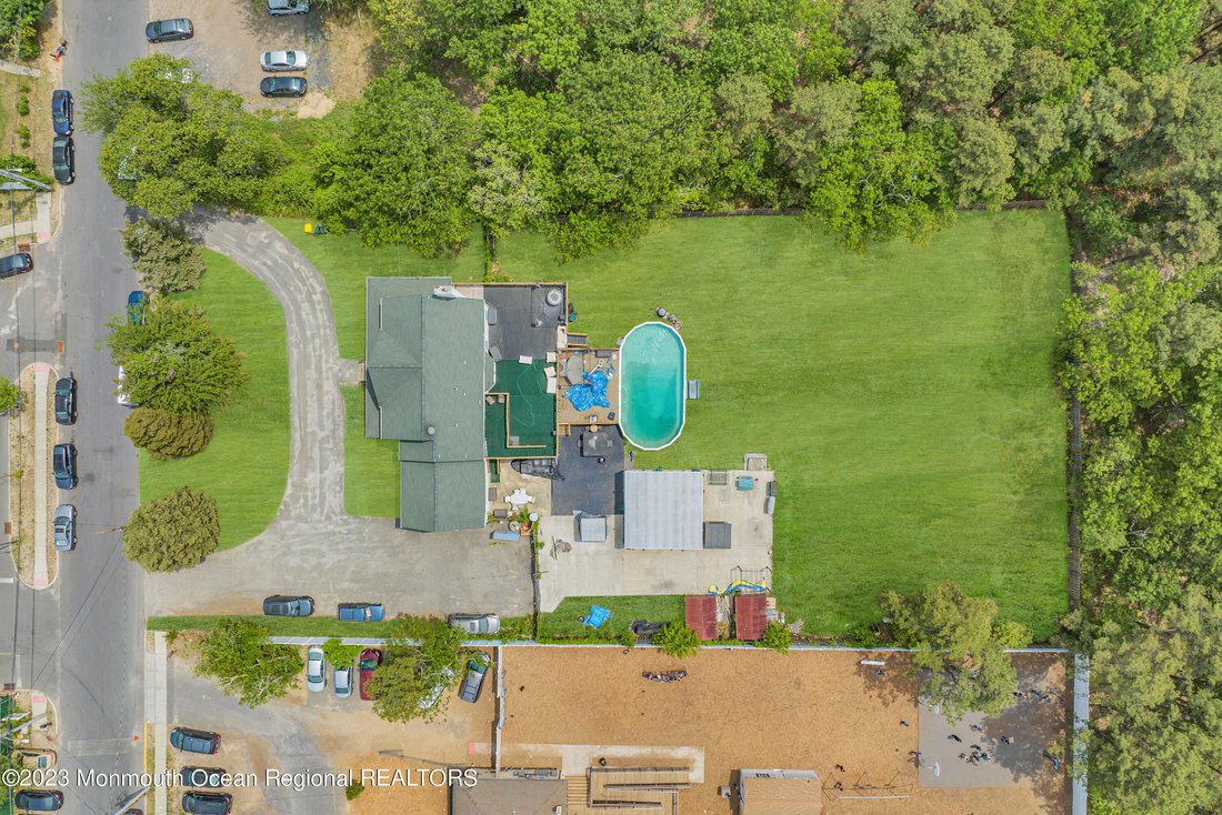 House in Lakewood Township, New Jersey, United States 2 - 14704204
