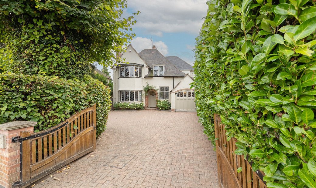 4 Bedroom Detached House For Sale In Market Harborough, England, United