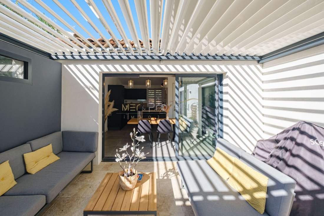 Villa in Nartelle-Noyer-Bellevue-bd des Sardinaux, Sainte-Maxime, France 4 - 14703435