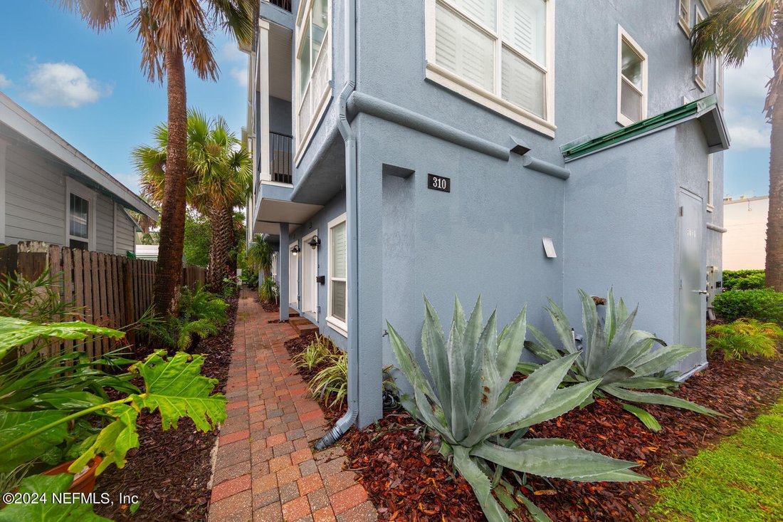 Residential In Jacksonville Beach, Florida, United States For Sale