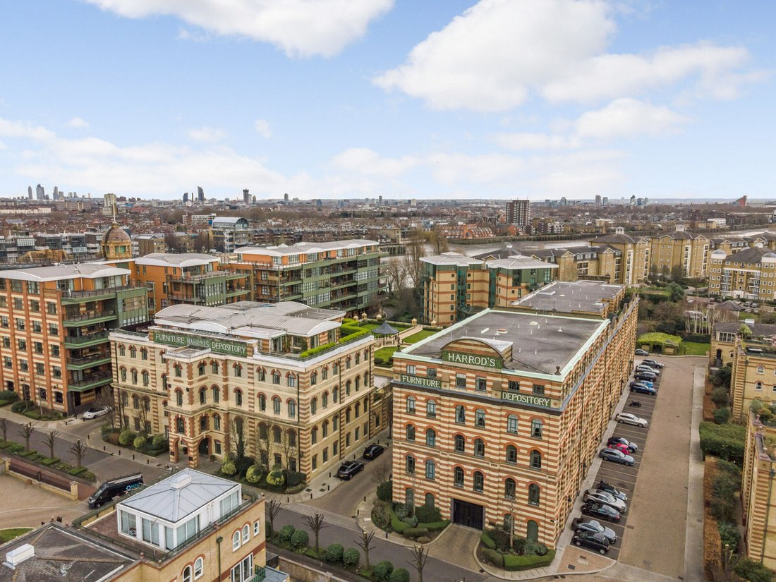 Apartment in Castelnau, Richmond Upon Thames, England 1 - 14700502
