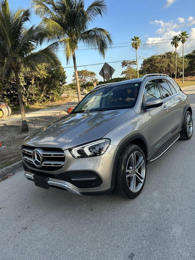 Suv in Miami, FL, United States 1 - 14701934