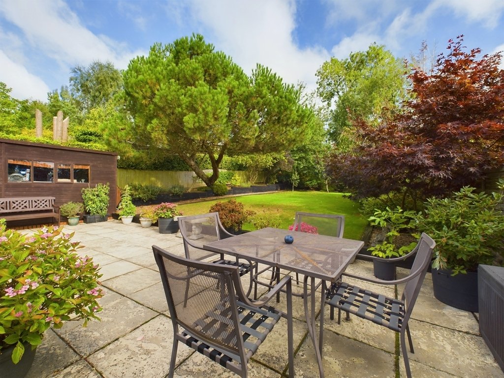 House in Winchmore Hill, Penn, England 3 - 14704238