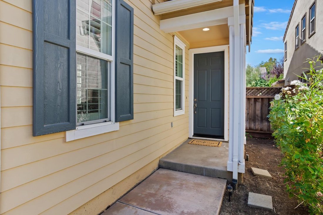 Residential Mountain House In Mountain House, California, United States