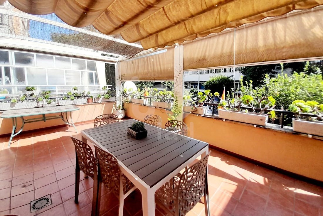 Apartamento 3 Dormitorios 152.00 M2 In Cádiz, Andalusia, Spain For Sale