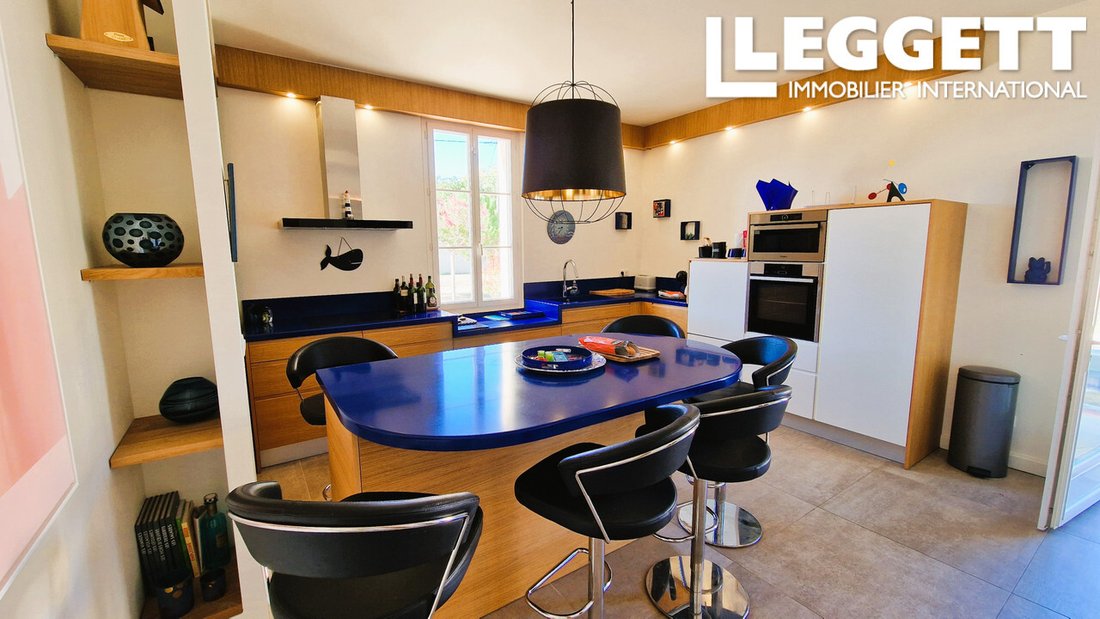 Whispers of Saint-Émilion: A Restored Château’s Timeless Embrace - 5