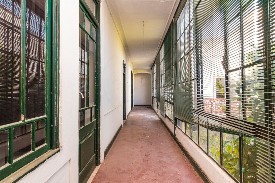 Building For Sale In évora (São Mamede, Sé, In Evora, évora District