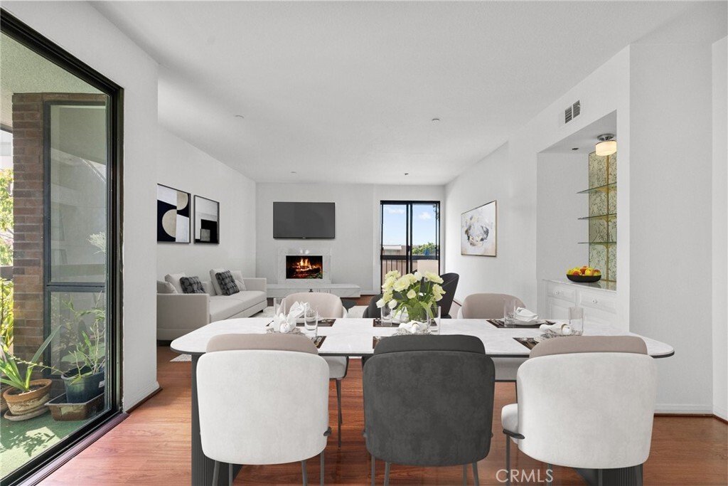 324 N Palm Drive 407 In Beverly Hills, California, United States For