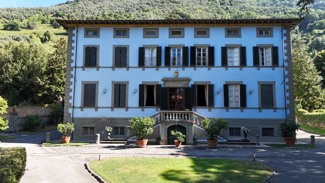 Villa in Camaiore, Tuscany, Italy 1 - 14706189