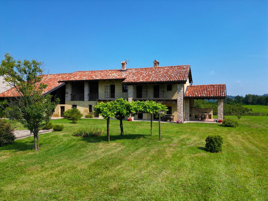 Maisons de campagne à Dogliani, Piémont, Italie 3 - 14706624