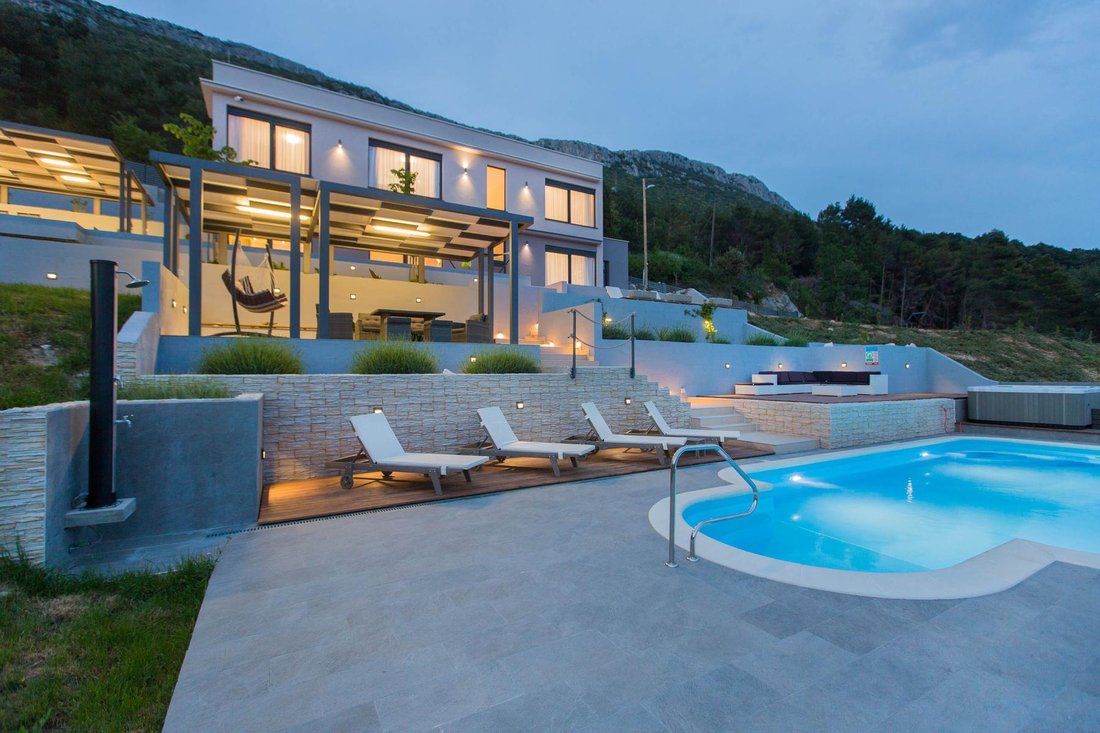 Villa in Kastel Stari, Split-Dalmatia County, Croatia 1 - 14708973