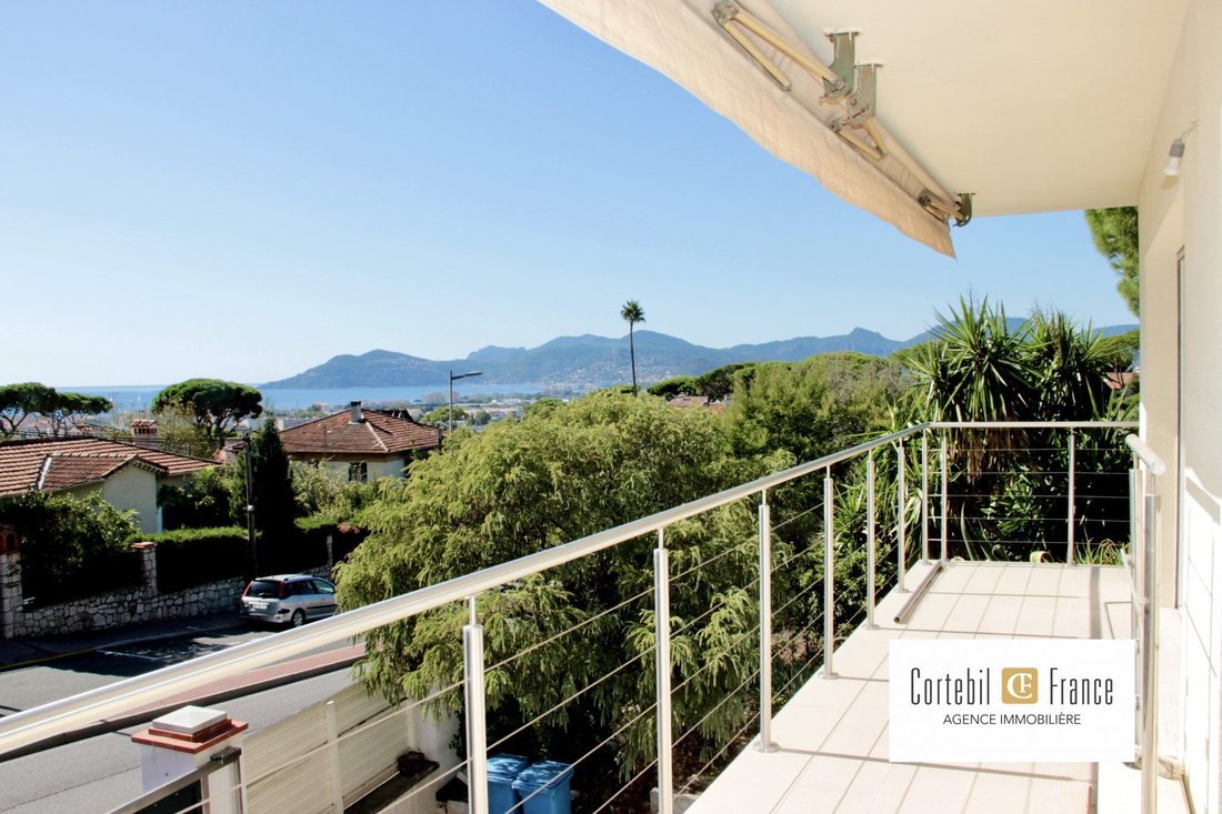 Villa in Le Plan, Cannes, France 2 - 14709213